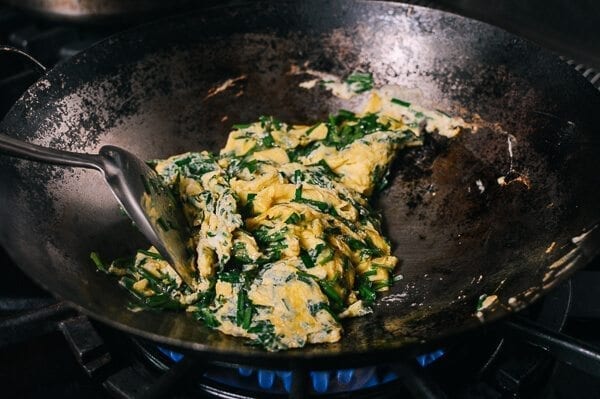 Chinese Chives & Eggs Stir Fry, by cwww5.fioekdjsdas.cf