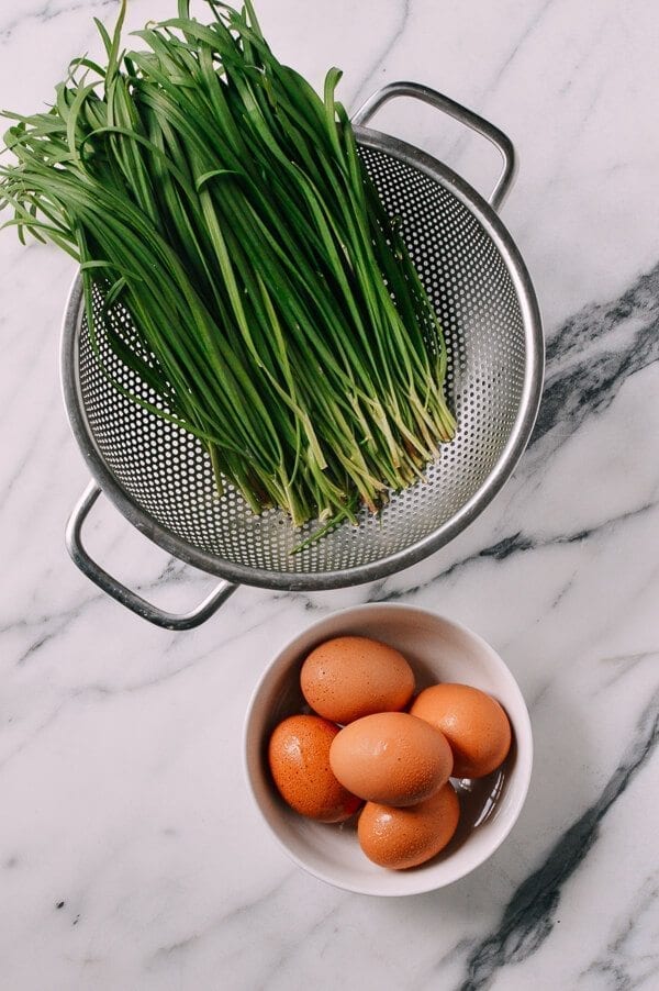 Chinese Chives & Eggs Stir Fry, by cwww5.fioekdjsdas.cf
