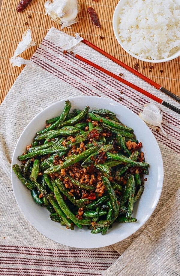 Gan Bian Si Ji Dou - Sichuan Dry Fried String Beans, by cwww5.fioekdjsdas.cf