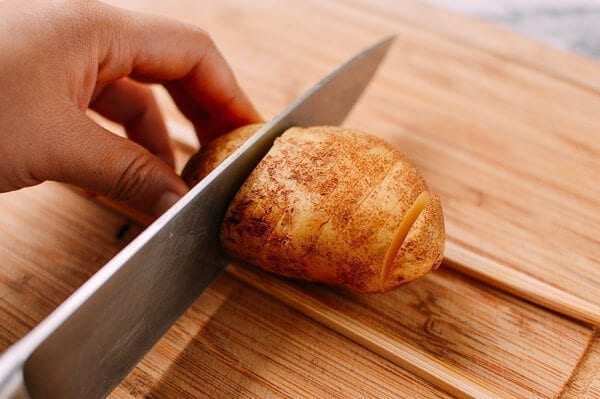 Crispy Hasselback Potatoes with Spicy Bacon Scallion Relish, by cwww5.fioekdjsdas.cf