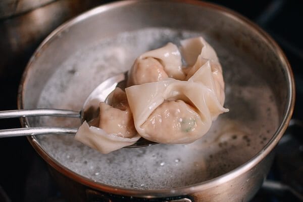 San Xian Wontons (Shrimp, Pork & Chicken Wontons), by cwww5.fioekdjsdas.cf