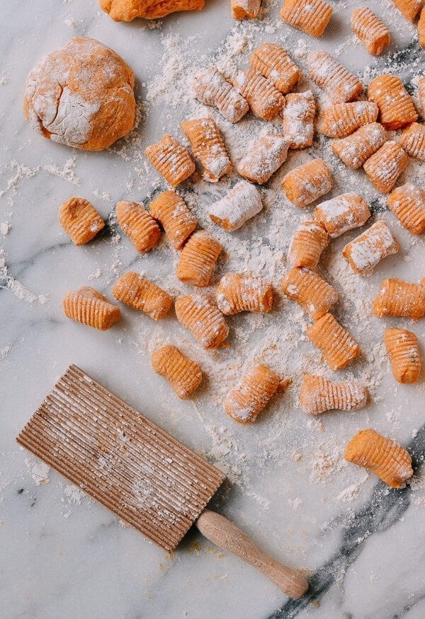 Baked Sweet Potato Gnocchi with Bacon and Sage, by cwww5.fioekdjsdas.cf