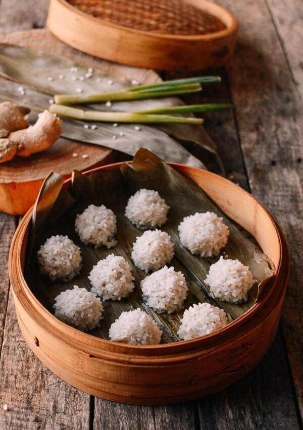 Chinese Pearl Meatballs with Sticky Rice (珍珠丸子)