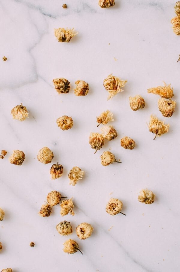 Chrysanthemum Tea Benefits (and How to Make It), by cwww5.fioekdjsdas.cf