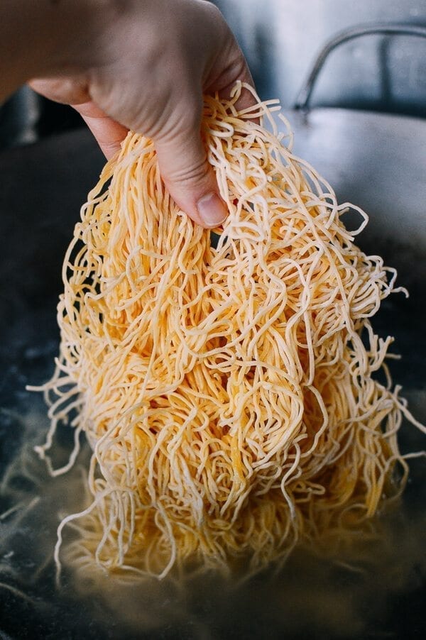 Hong Kong Style Shrimp Chow Mein Noodles, by cwww5.fioekdjsdas.cf