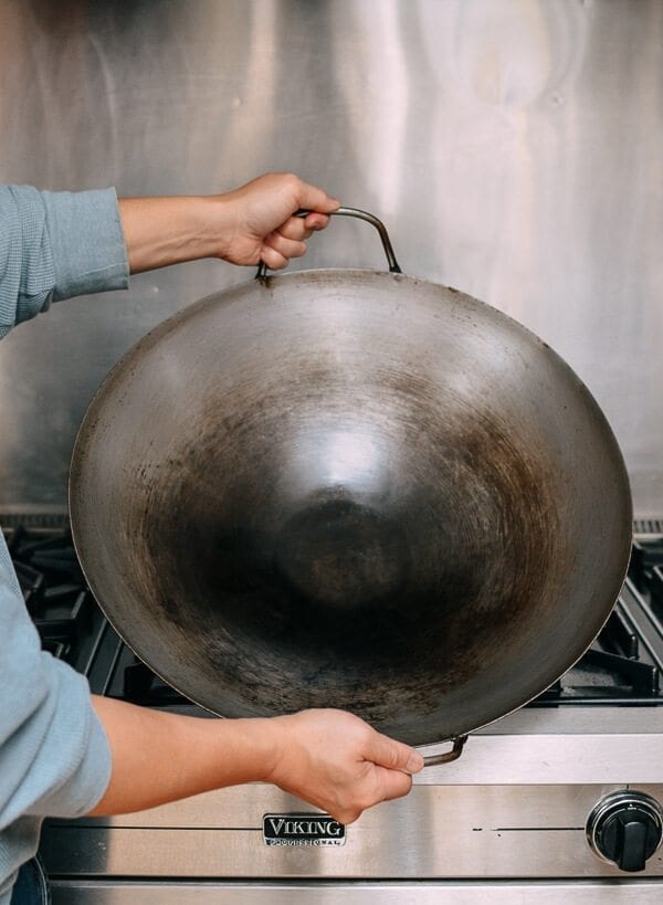 How to Season a Wok and Daily Wok Care by cwww5.fioekdjsdas.cf