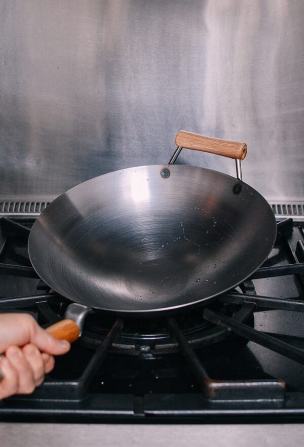 How to Season a Wok and Daily Wok Care by cwww5.fioekdjsdas.cf