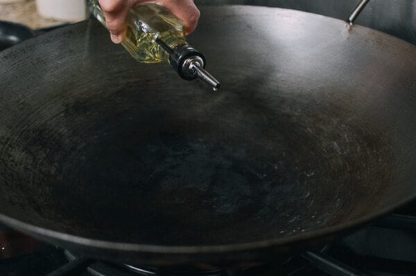 How to Season a Wok and Daily Wok Care by cwww5.fioekdjsdas.cf
