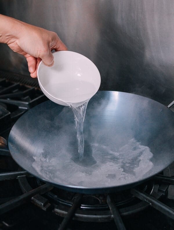 How to Season a Wok and Daily Wok Care by cwww5.fioekdjsdas.cf