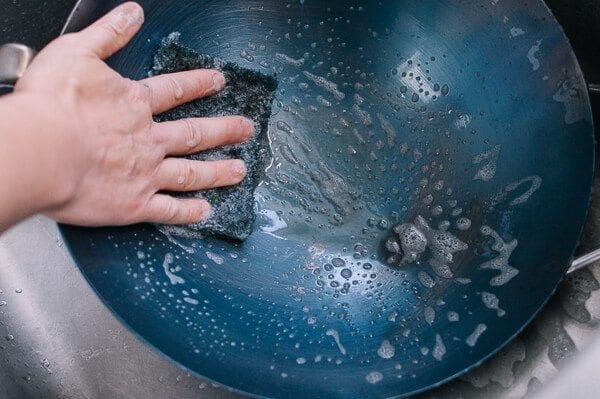 How to Season a Wok and Daily Wok Care by cwww5.fioekdjsdas.cf