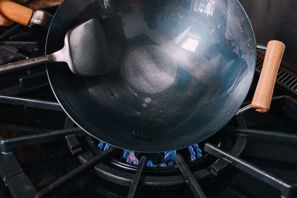 How to Season a Wok and Daily Wok Care by cwww5.fioekdjsdas.cf