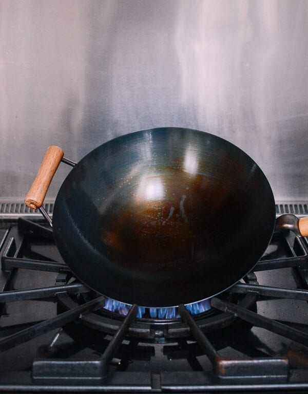 How to Season a Wok and Daily Wok Care by cwww5.fioekdjsdas.cf