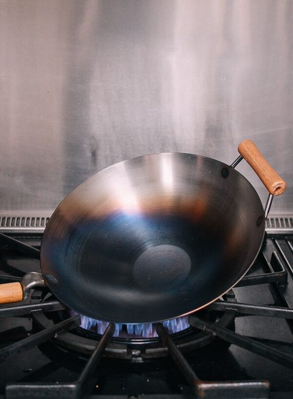 How to Season a Wok and Daily Wok Care by cwww5.fioekdjsdas.cf