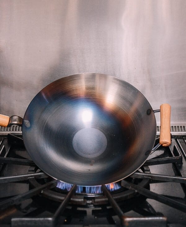 How to Season a Wok and Daily Wok Care by cwww5.fioekdjsdas.cf