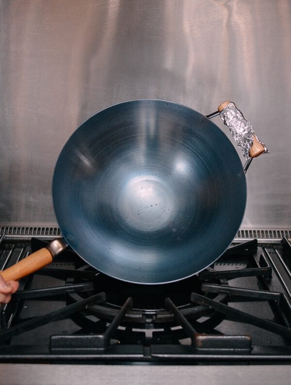 How to Season a Wok and Daily Wok Care by cwww5.fioekdjsdas.cf