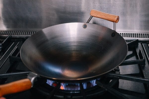 How to Season a Wok and Daily Wok Care by cwww5.fioekdjsdas.cf
