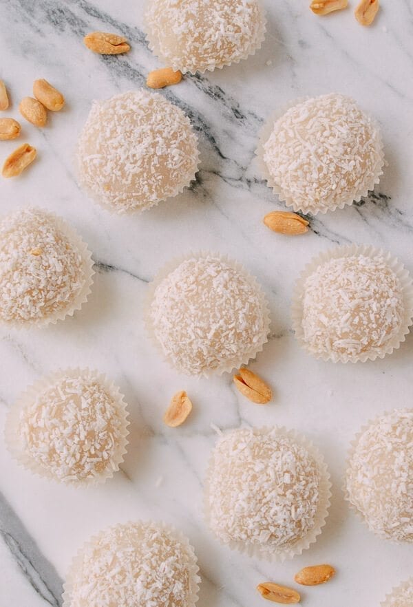 Coconut Peanut Mochi (糯米糍), by cwww5.fioekdjsdas.cf