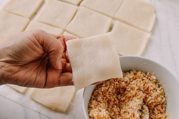 Coconut Peanut Mochi (糯米糍), by cwww5.fioekdjsdas.cf