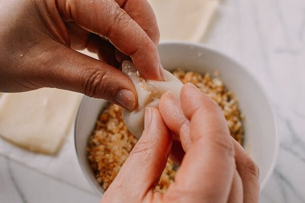 Coconut Peanut Mochi (糯米糍), by cwww5.fioekdjsdas.cf