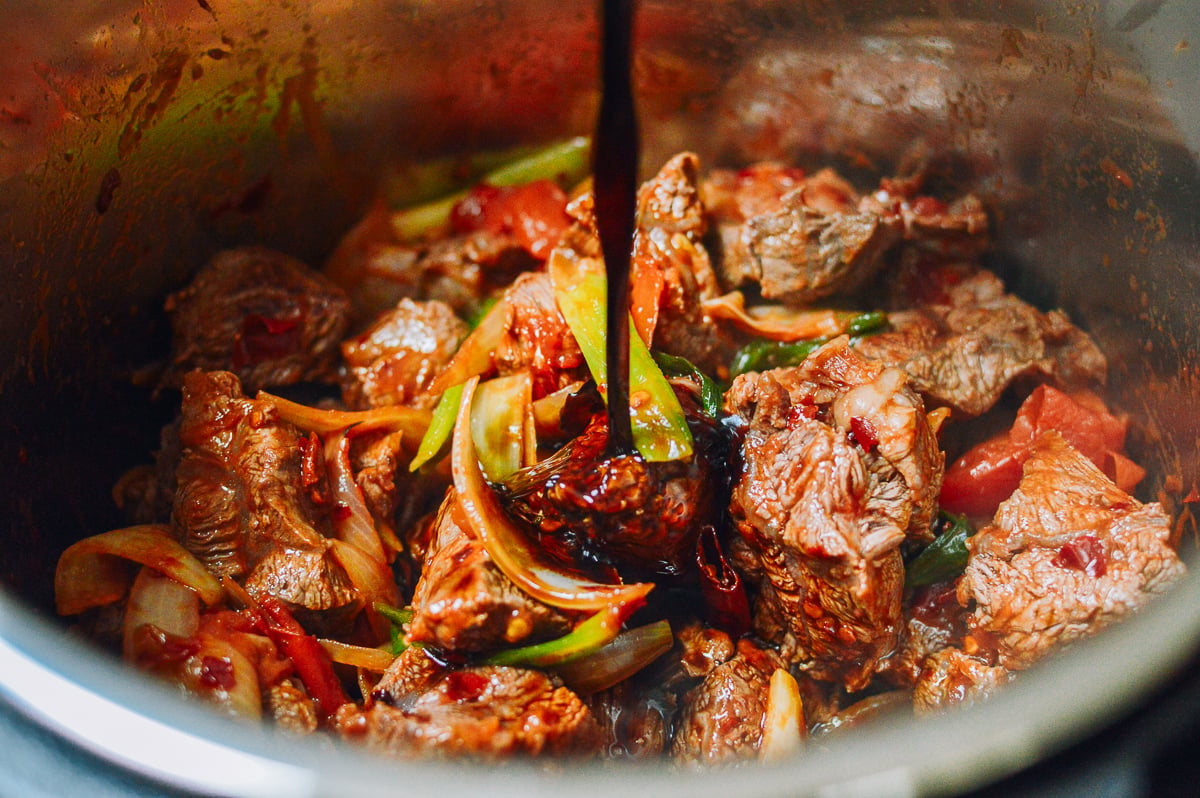 Taiwanese Beef Noodle Soup (Instant Pot), by cwww5.fioekdjsdas.cf