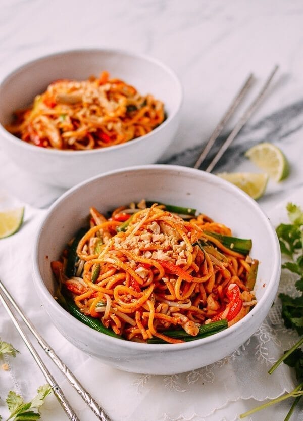 Red Curry Noodles with Chicken, by cwww5.fioekdjsdas.cf