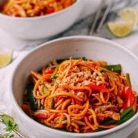 Red Curry Noodles with Chicken, by cwww5.fioekdjsdas.cf
