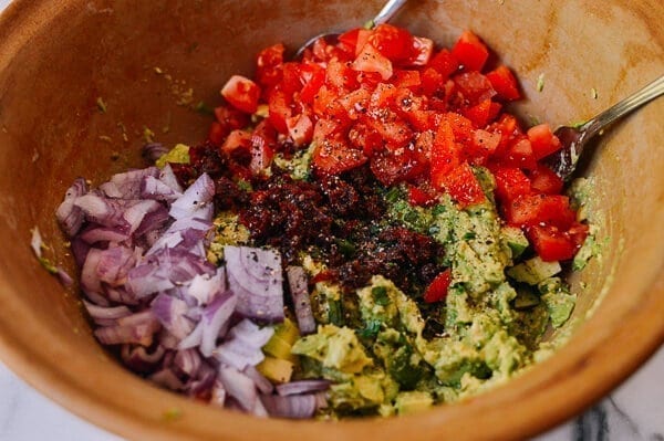 Avocado Egg Rolls, by cwww5.fioekdjsdas.cf