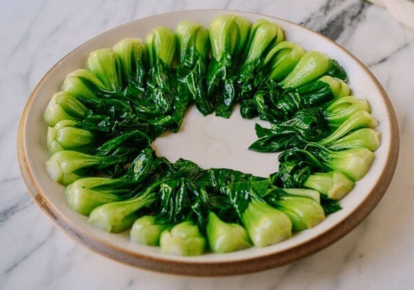 Braised Chinese Mushrooms with Bok Choy, by cwww5.fioekdjsdas.cf