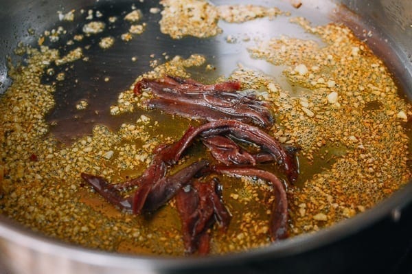 Spaghetti with Breadcrumbs & Anchovies, by cwww5.fioekdjsdas.cf