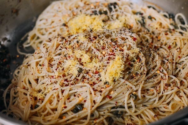 Spaghetti with Breadcrumbs & Anchovies, by cwww5.fioekdjsdas.cf