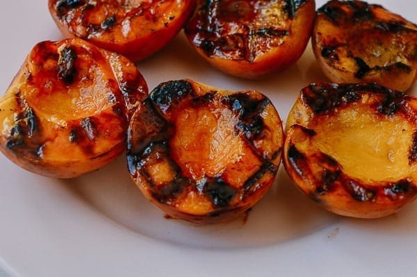 Grilled Peach Crisps with Yogurt, by cwww5.fioekdjsdas.cf