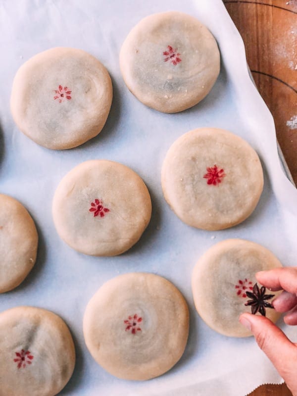 Su-Style Red Bean Mooncakes, by cwww5.fioekdjsdas.cf