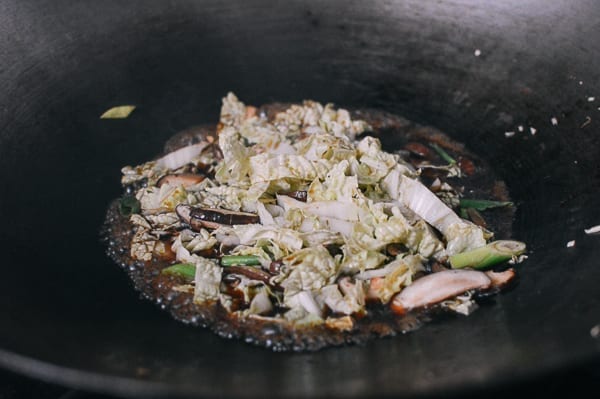 Saucy Beef Chow Ho Fun Noodles, by cwww5.fioekdjsdas.cf