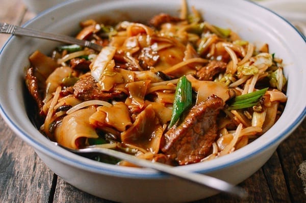 Saucy Beef Chow Ho Fun Noodles, by cwww5.fioekdjsdas.cf
