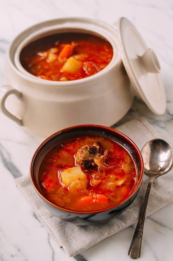 Shanghai-Style Red Vegetable Soup (罗宋汤 - Luo Song Tang), by cwww5.fioekdjsdas.cf