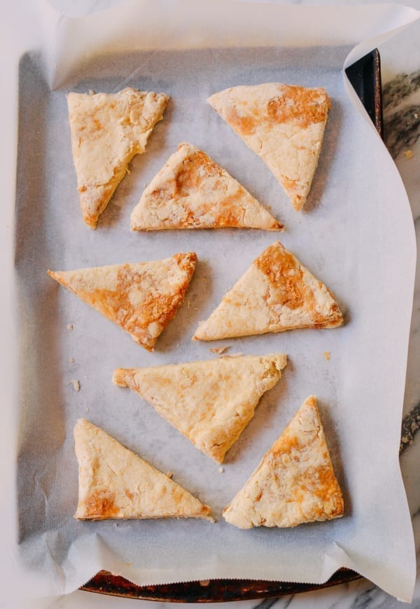 Peanut Butter & Jelly Scones, by cwww5.fioekdjsdas.cf