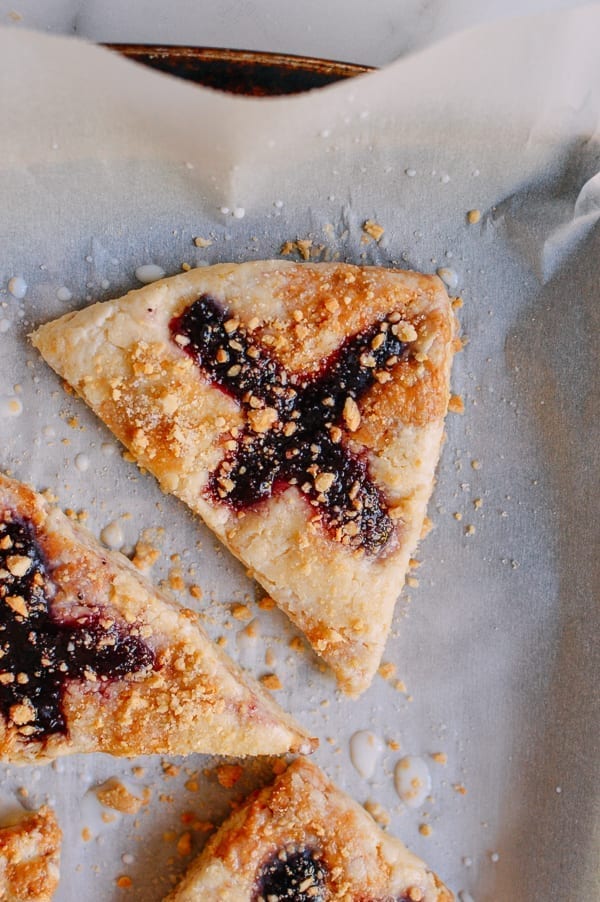 Peanut Butter & Jelly Scones, by cwww5.fioekdjsdas.cf