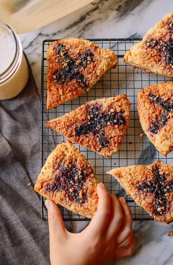 Peanut Butter & Jelly Scones, by cwww5.fioekdjsdas.cf