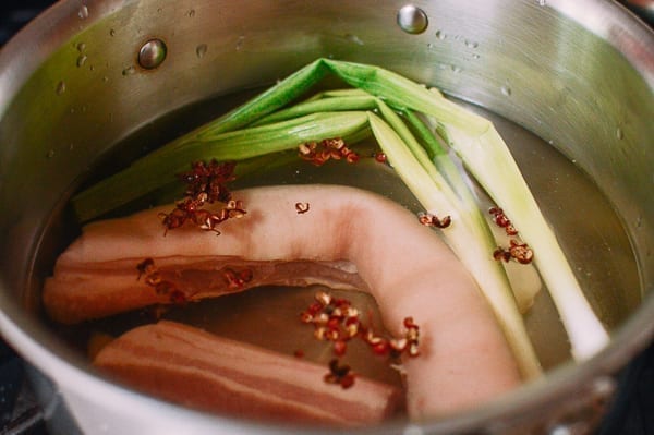 Suan Ni Bai Rou (Sliced Pork with Garlic Sauce), by cwww5.fioekdjsdas.cf
