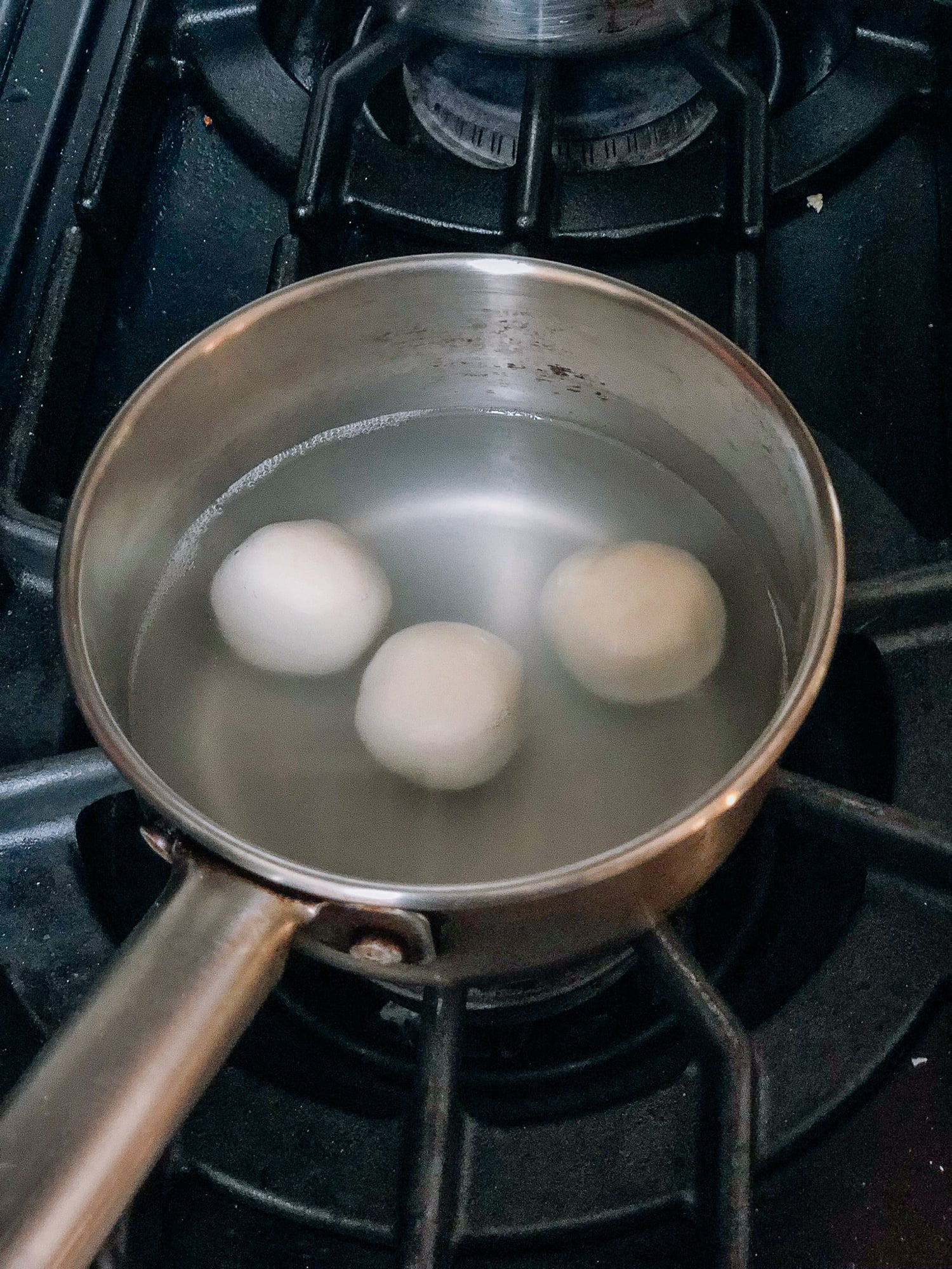 cooking rice dough ball=s in water for Savory Tang Yuan, by cwww5.fioekdjsdas.cf