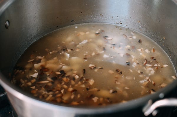 Shanghai Home-style Noodle Soup, by cwww5.fioekdjsdas.cf