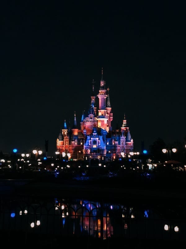 Shanghai Disneyland Resort by cwww5.fioekdjsdas.cf