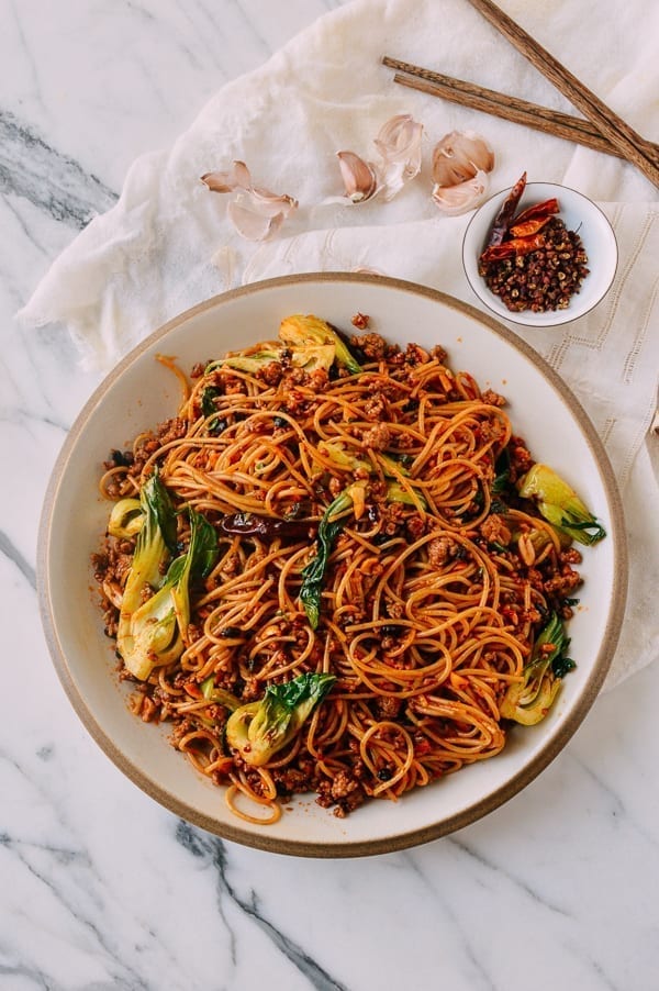 Spicy Crispy Pork Noodles, by cwww5.fioekdjsdas.cf