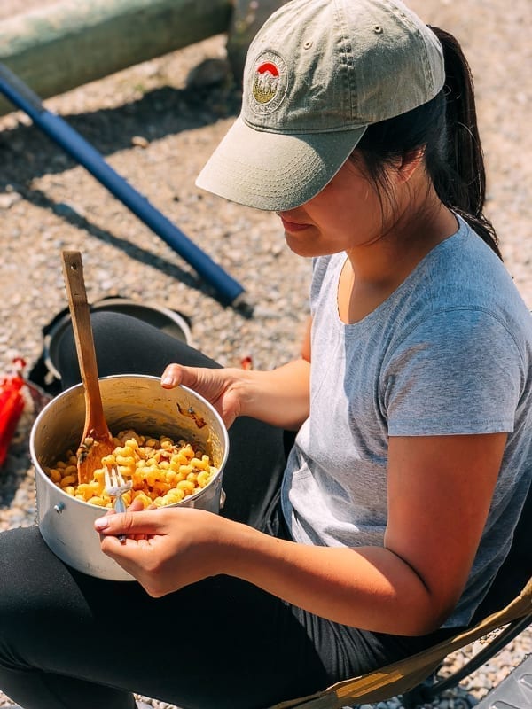 Sarah eating mac and cheese, cwww5.fioekdjsdas.cf