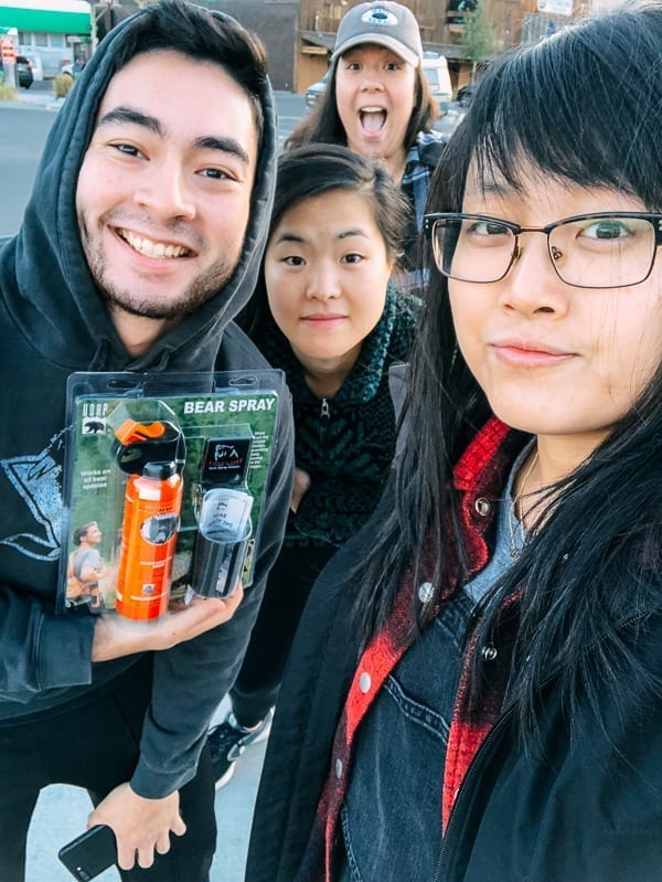 Chris, Sarah, Kim, Kaitlin being prepared with bear spray, cwww5.fioekdjsdas.cf