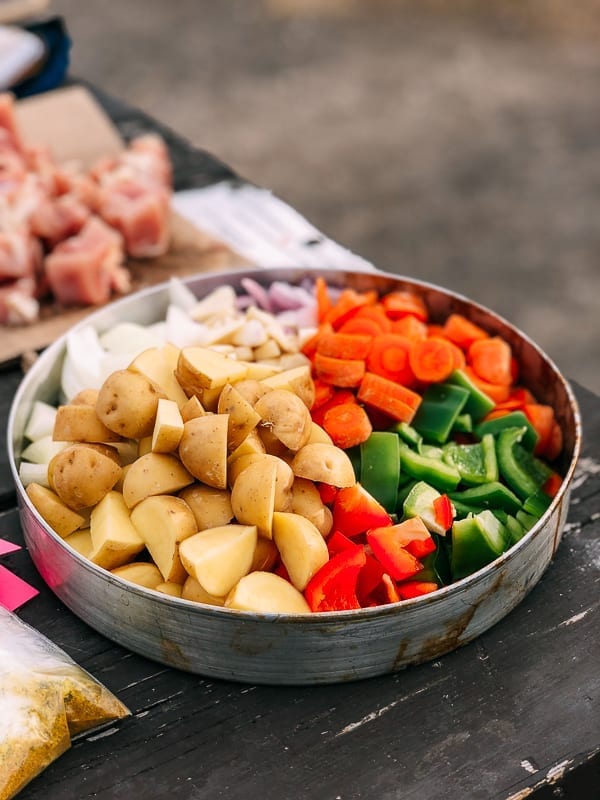 Cut Vegetables for Camping Chicken Curry, cwww5.fioekdjsdas.cf