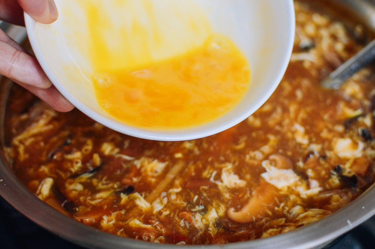 Adding egg to hot and sour soup, cwww5.fioekdjsdas.cf