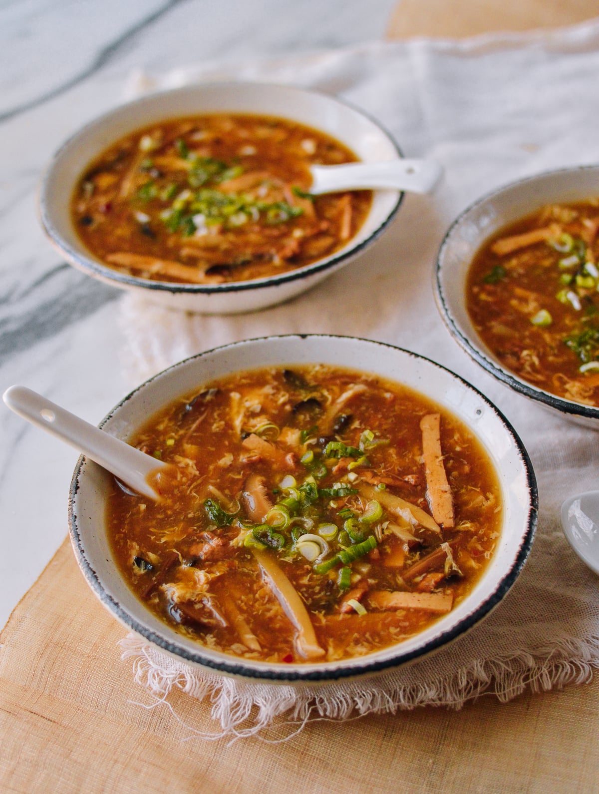 Serving Hot and Sour Soup, cwww5.fioekdjsdas.cf