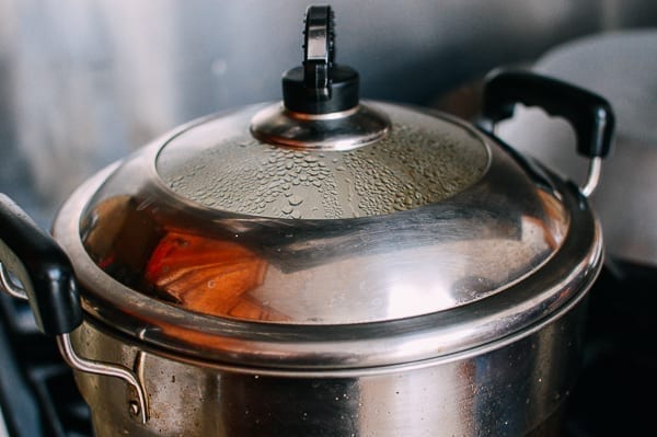Covered metal steamer, cwww5.fioekdjsdas.cf