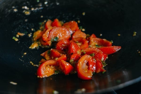 Stir-frying tomatoes and scallions, cwww5.fioekdjsdas.cf